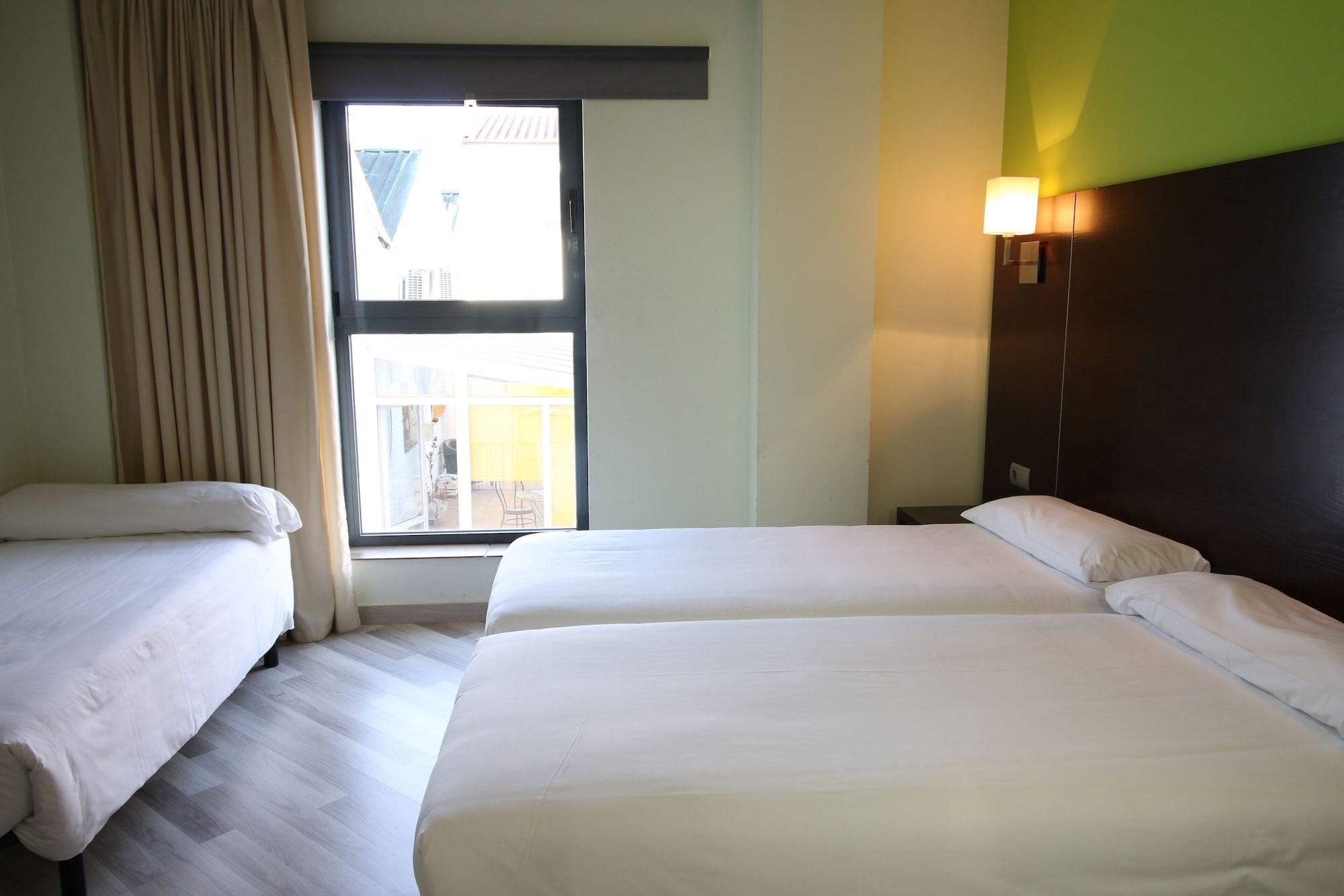 Hotel Alda Cardena Бургос Экстерьер фото
